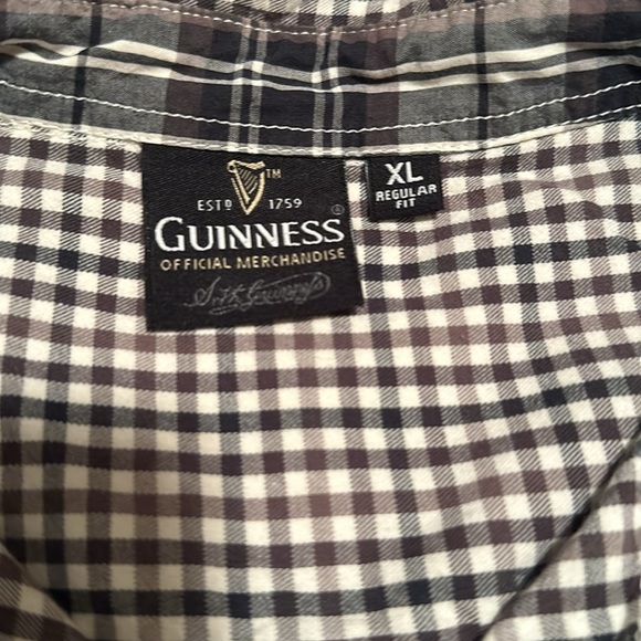 Guinness Men’s XL button down shirt - Picture 4 of 6